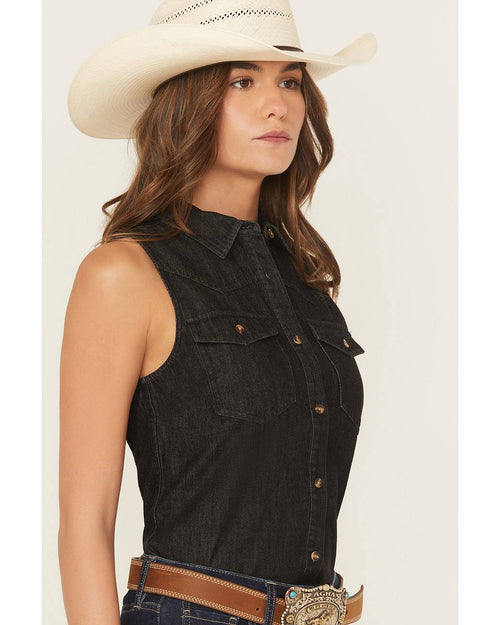 Women's Chambray Sleeveless Button-Down Western Shirt